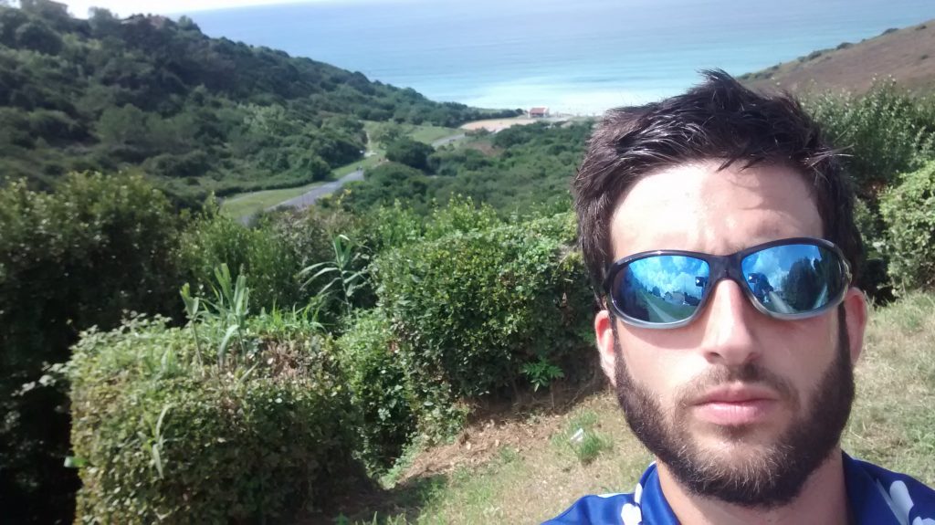 Playa de Guethary al fondo